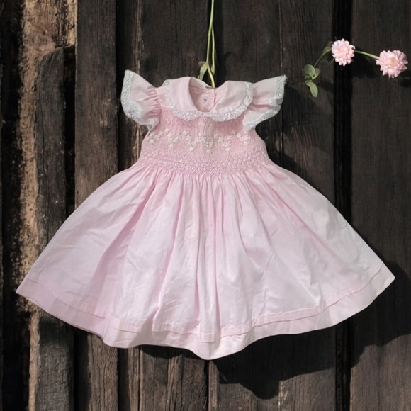 Other - NWT Artesemimos Smocked Poofy Dress-SEE MEASUREMENTS